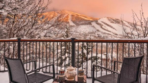 Glacier Lodge - East